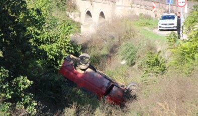 Amasya’da faciadan dönüldü… Minibüs dereye uçtu: 9 yaralı