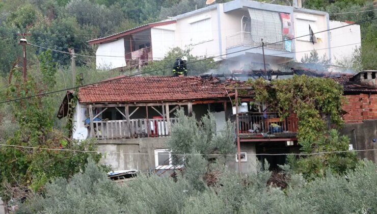 Antalya’da benzinle soba yakmak isterken evini yaktı