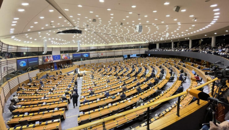 Avrupa Parlamentosu, Husilerin terör örgütleri listesine alınmasını onayladı