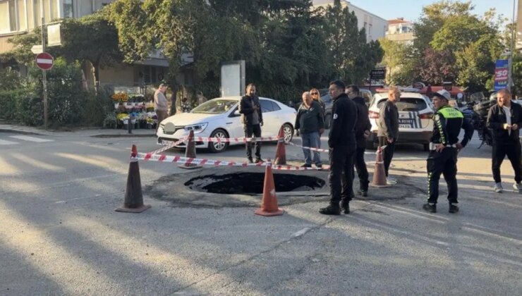 Beşiktaş’ta ana caddede yol çöktü: Trafikte aksama yaşandı