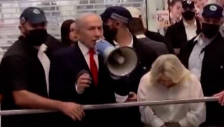 Binyamin Netanyahu megafonu eline aldı, partisi için AVM’dekilerden oy istedi
