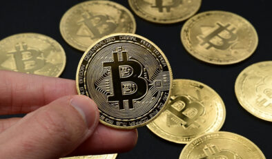 Bitcoin bugün 87 bin doları teğet geçti