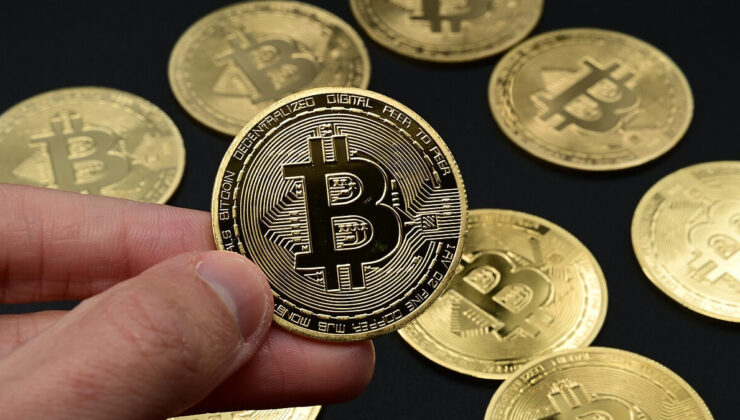 Bitcoin bugün 87 bin doları teğet geçti