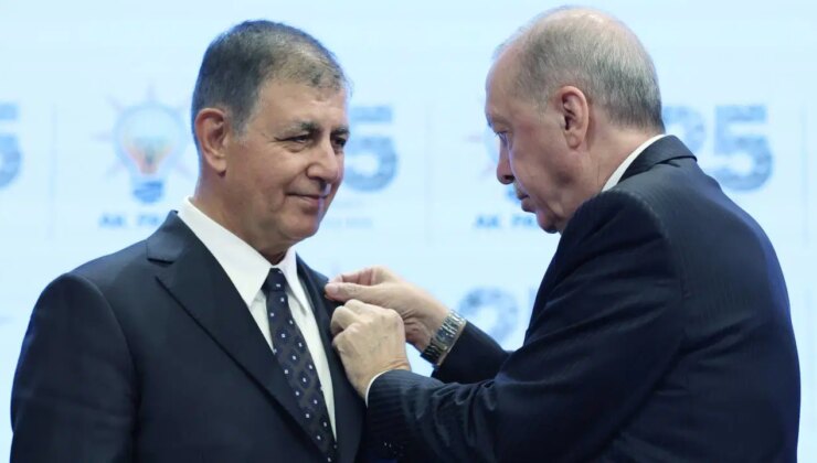 Cemil Tugay AKP rozetini taktı: İlk hamlesi ‘tatil’ oldu
