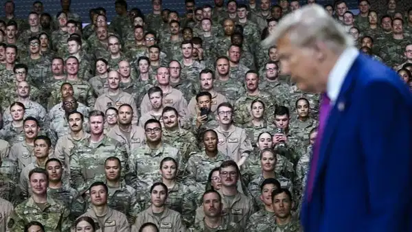 CNN: ABD ordusu Trump’ın emriyle 96 saat içinde İran’a saldırmaya hazır