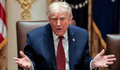 Donald Trump’tan İran mesajı: Onları devireceğiz