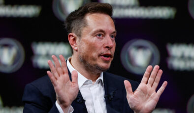 Elon Musk ABD seçimlerine servet harcıyor