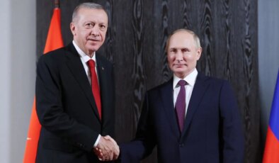 Erdoğan ile Putin telefonda görüştü