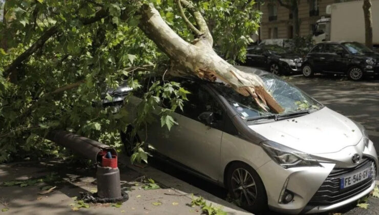 Fransa’da fırtına nedeniyle 59 bin hane elektriksiz kaldı