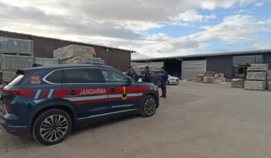 Gaziantep’te mermer blok işçilerin üzerine devrildi: 1 ölü, 1 yaralı