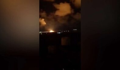 Husiler Aden Havalimanı’nı hedef aldı: Yolcular tahliye edildi