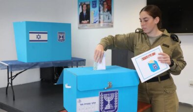 İsrail’de seçim günü: İlk 3 saatte 45 yılın katılım rekoru