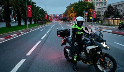 İstanbul’da bugün bu yollara dikkat! Birçok cadde trafiğe kapatıldı