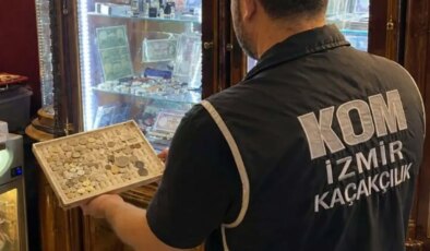 İzmir’de 672 sikke ele geçirildi