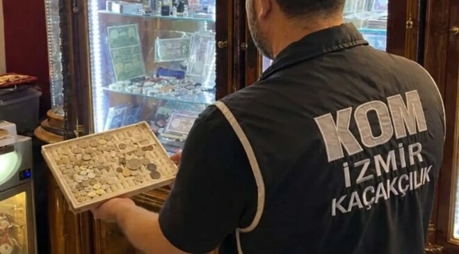 İzmir’de 672 sikke ele geçirildi