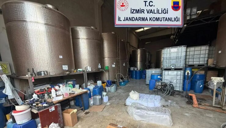 İzmir’de iş yerine baskın: 21 bin litre etil alkol ele geçirildi