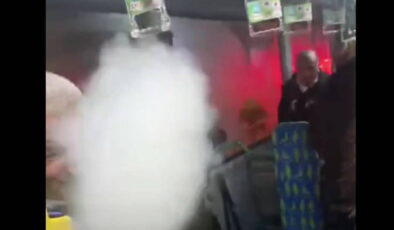 Kadıköy’de otobüste bir yolcu biber gazı sıktı