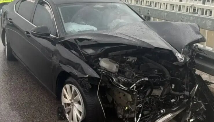 Koçarlı Belediye Başkanı ölümden döndü: Makam aracı hurdaya döndü