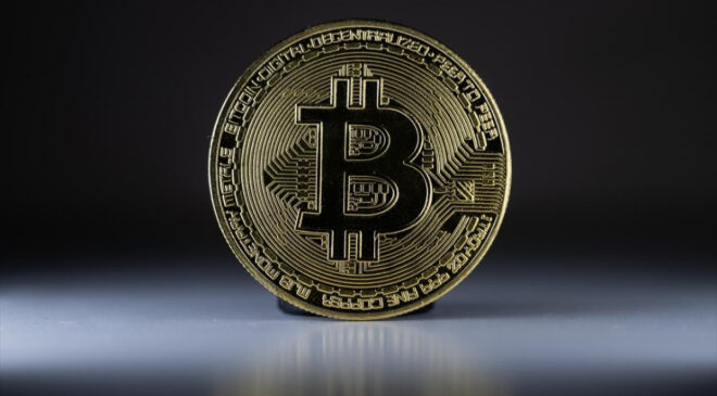 Kripto piyasasında satış dalgası: Bitcoin ve altcoin’ler geriliyor
