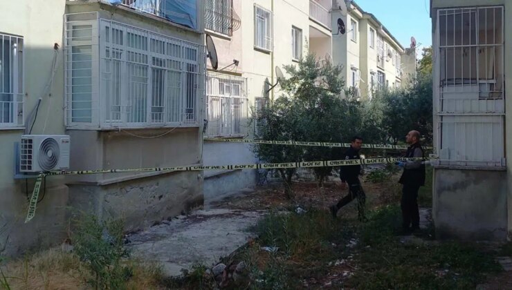 Manisa’da 2’nci kattaki evinin balkondan düşüp yaralandı