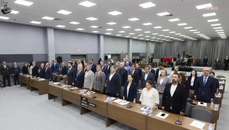Mersin Büyükşehir Belediyesi Meclisi’nde başkanvekili seçimi başladı