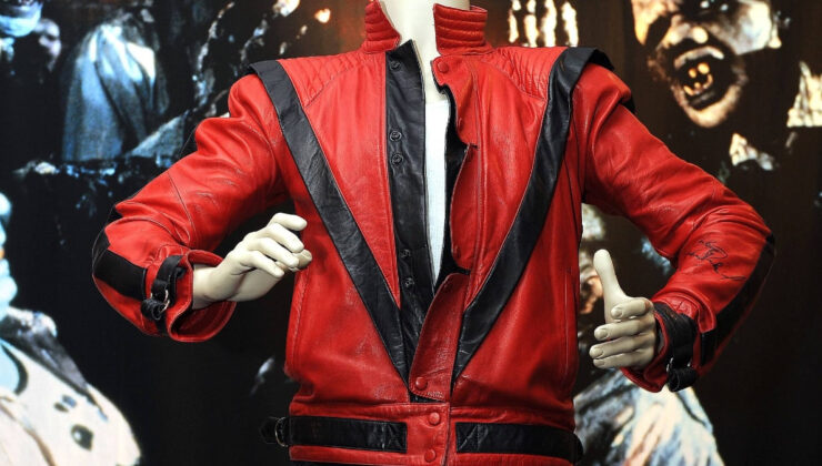Michael Jackson’ın kırmızı ceketi satışta: İşte biçilen fiyat
