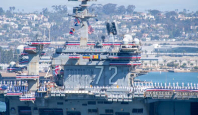 Orta Doğu’da görev yapan USS Abraham Lincoln gemisi 9 ay sonra ABD’ye döndü