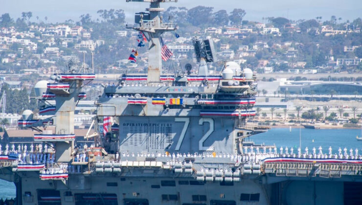 Orta Doğu’da görev yapan USS Abraham Lincoln gemisi 9 ay sonra ABD’ye döndü