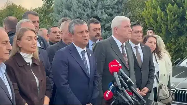 Özgür Özel ve Müsavat Dervişoğlu’ndan duruşma çıkışı ortak açıklama