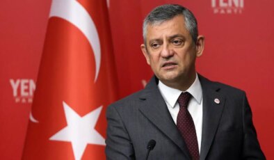 Özgür Özel, YENİ Parti’nin Fon Kriz Masası’nı topluyor