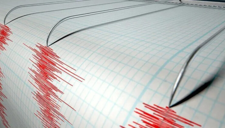 Panama’da 7,6 büyüklüğünde deprem