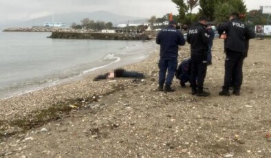 Plajda erkek cesedi bulundu: Kimliği belirlendi, üzerinden not çıktı