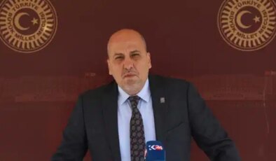 Rahatsızlanan Ahmet Şık hastaneye kaldırıldı, anjiyo oldu