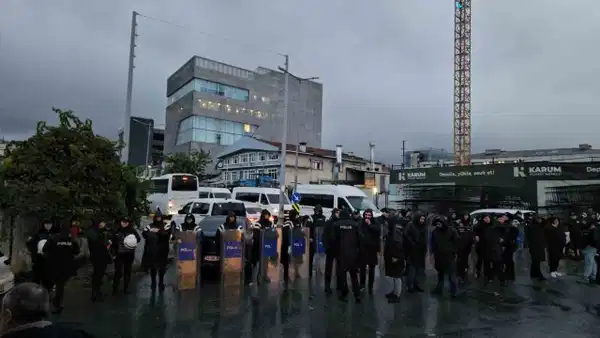 Reuters, BBC ve Bloomberg duyurdu: Halk TV’ye kayyım atanması dünya basınında