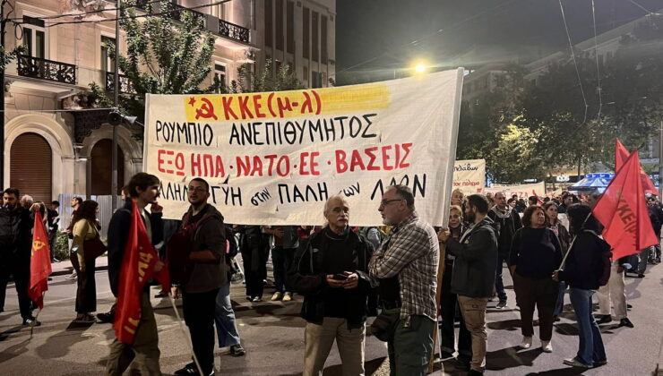 Rubio gelmeden Atina karıştı: Büyükelçilik önünde protesto