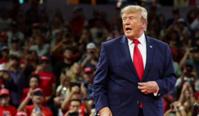 Sandık baskısı Donald Trump’a geri adım attırdı
