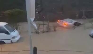 Sarıyer’de sel dehşeti! Yeni görüntüleri ortaya çıktı: ‘İçinde adam var’