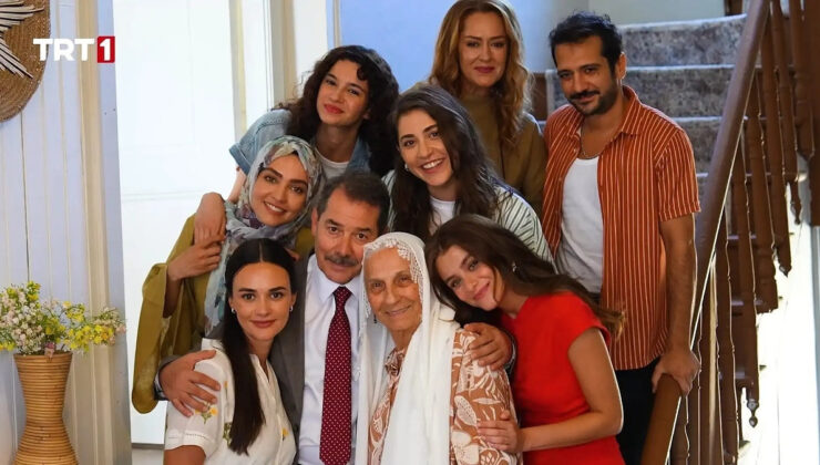 Sevilen TRT 1 dizisinde ayrılık: Projeye erken veda ettiler