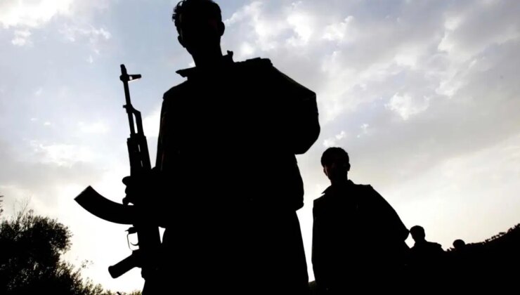 Sincar’da PKK’nin uzantısı askeri noktaları devretti