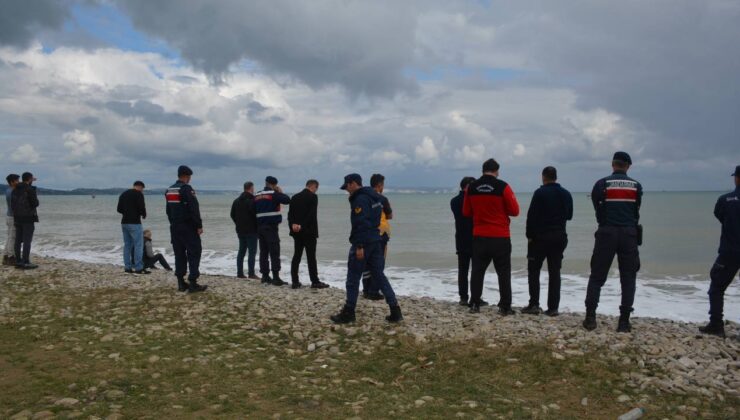 Sinop’ta denizde kaybolan polis memurunu arama çalışmaları sürüyor