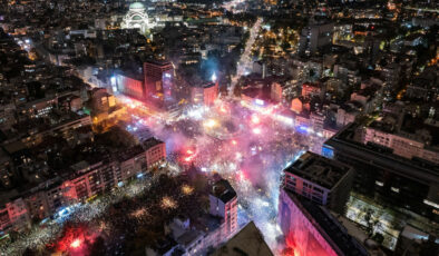 Sırbistan erken seçime gidiyor: Son mitingler düzenlendi