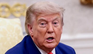 Trump’tan Zelenskiy’e tepki: ‘Bu savaşı bitirmek istemiyor’