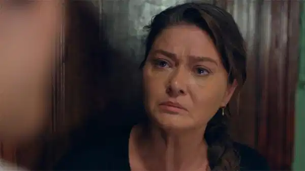 TV yayın akışı 11 Ekim Pazar! Bugün hangi kanalda ne var?