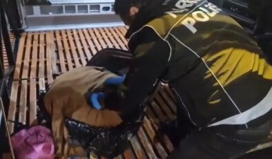 Valizdeki kazaktan ‘uyuşturucu’ çıktı: 15 bin hap ele geçirildi