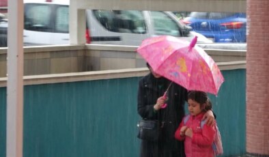 Yalova ve Kocaeli’de eğitime 1 gün ara verildi